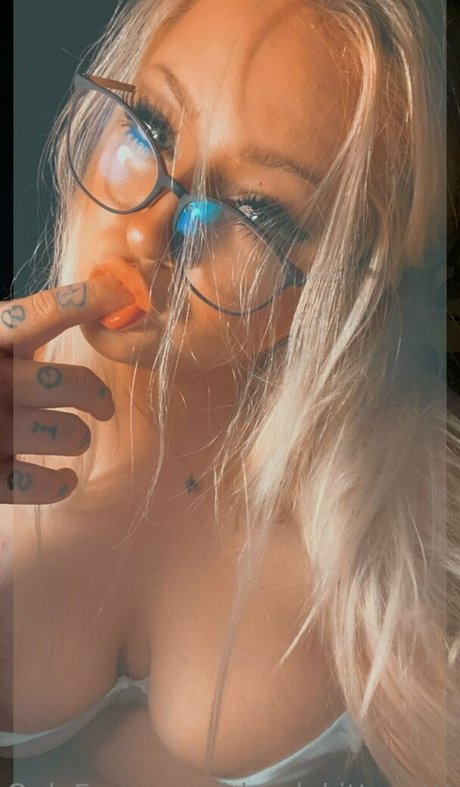 Foto di nudo di fuga di OnlyFans di Blondekittycattt