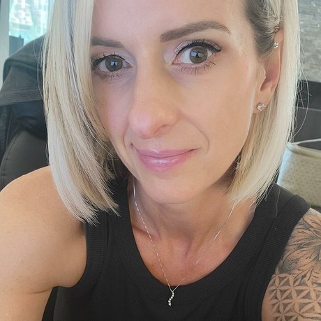 Sweetnsexyerin