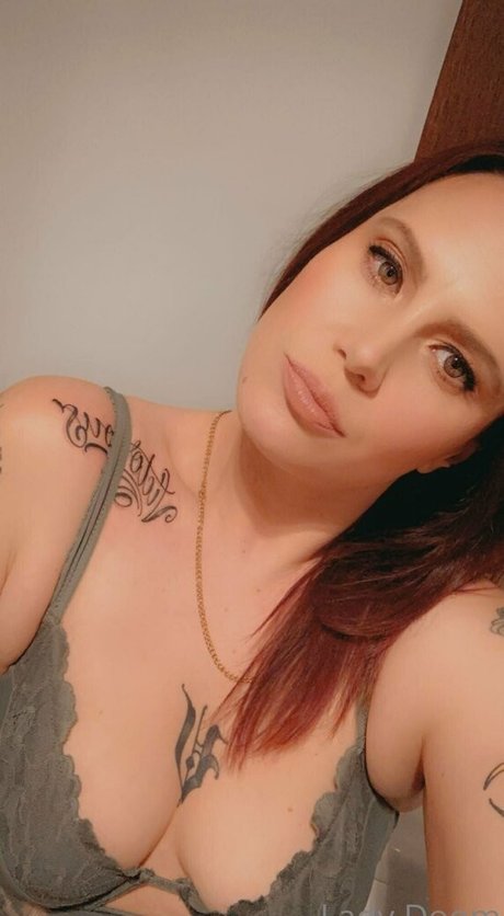 Foto di nudo di fuga di OnlyFans di Baddiefever