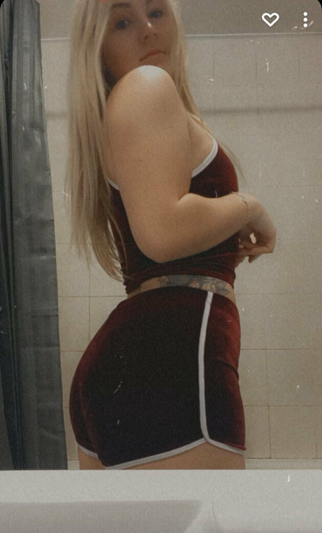 Foto di nudo di fuga di OnlyFans di Baileyykatfree
