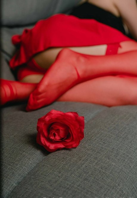 Foto di nudo di fuga di OnlyFans di Bellyjellyfh