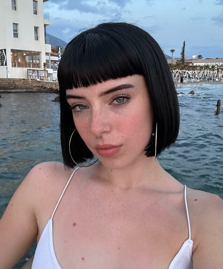 Chloe Hodgson