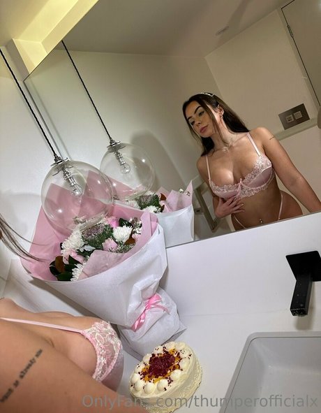Foto di nudo di fuga di OnlyFans di Thumperofficialx
