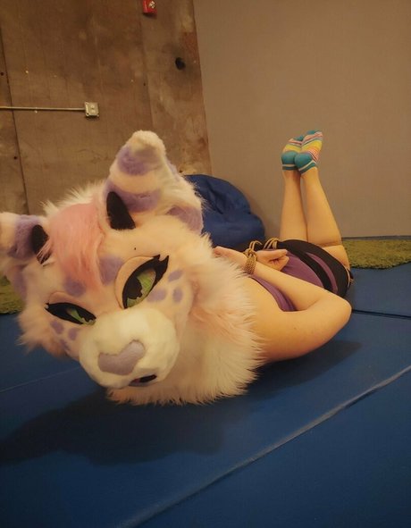 Kinkypinkkitty