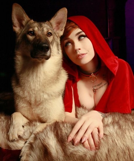 Foto di nudo di fuga di OnlyFans di Ember Wolf