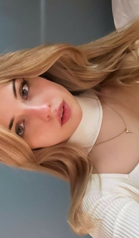 Foto di nudo di fuga di OnlyFans di Foalfish