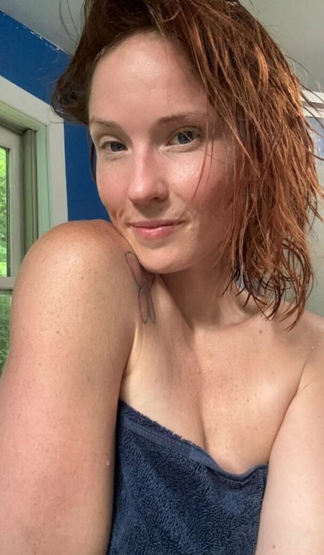 Foto di nudo di fuga di OnlyFans di Skyra Fox