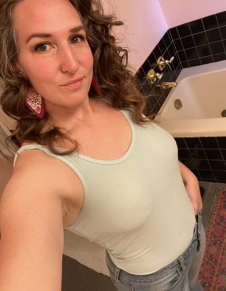 Foto di nudo di fuga di OnlyFans di Laineymarie