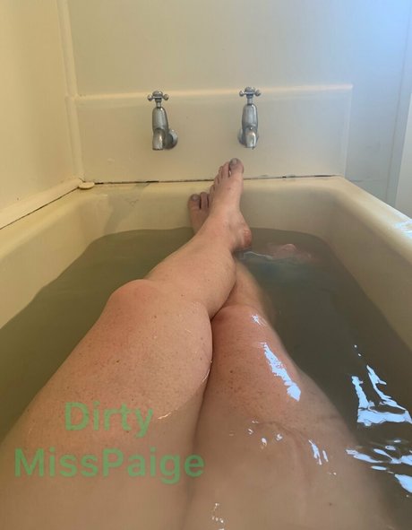 Foto di nudo di fuga di OnlyFans di Dirtymisstresspaige