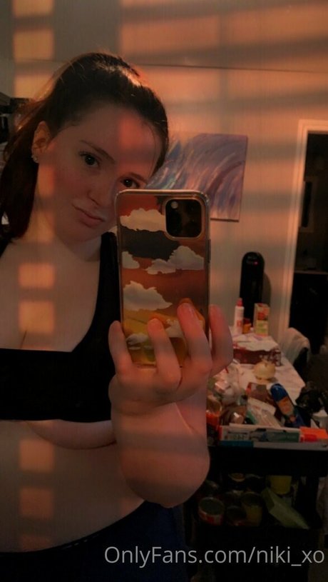 Foto di nudo di fuga di OnlyFans di Nikixo