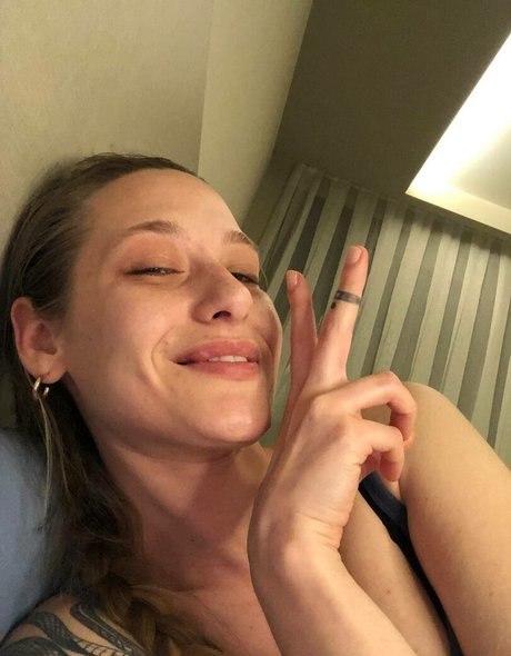 Foto di nudo di fuga di OnlyFans di Dina Lewd