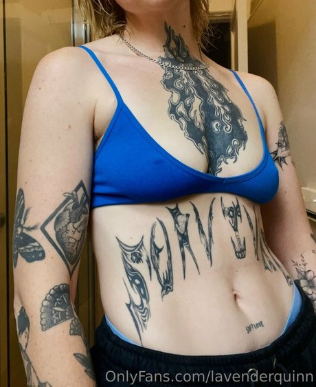 Foto di nudo di fuga di OnlyFans di Lavenderquinn
