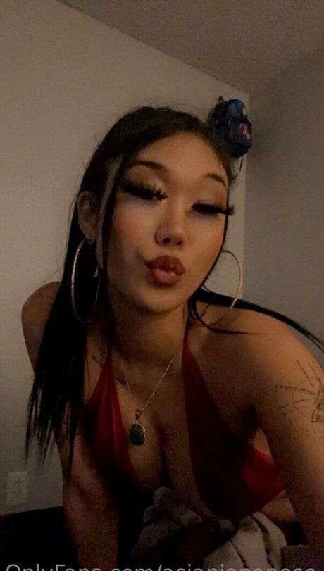 Foto di nudo di fuga di OnlyFans di Japanese Goddess
