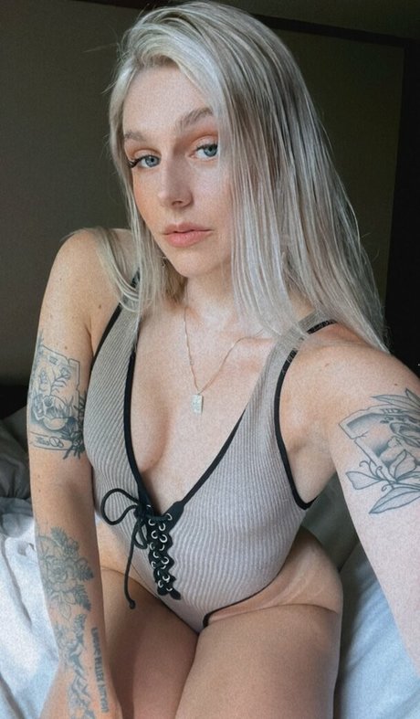 Foto di nudo di fuga di OnlyFans di Honeypotvip