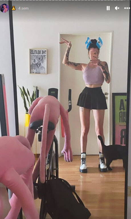 Foto di nudo di fuga di OnlyFans di Vicky Massironi