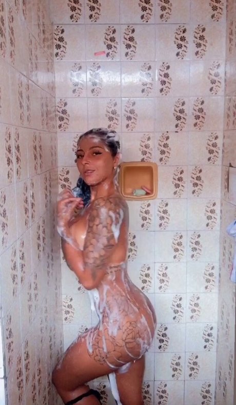 Foto di nudo di fuga di OnlyFans di Dj Moana