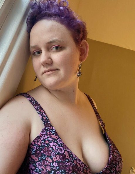 Foto di nudo di fuga di OnlyFans di Hunnybeesarecool