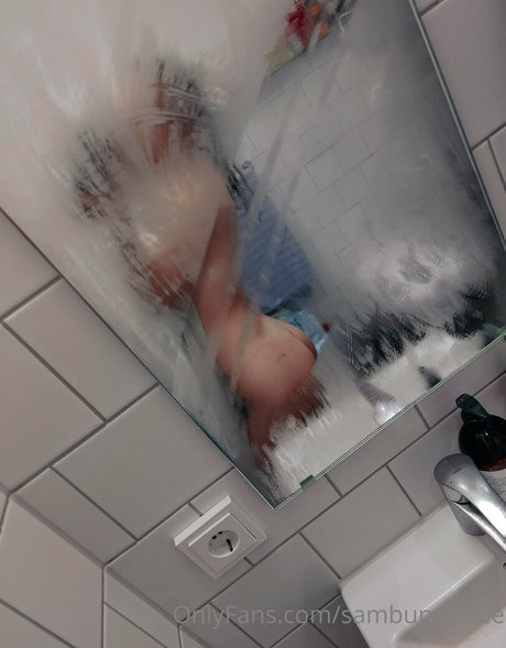 Foto di nudo di fuga di OnlyFans di Sambunnyfree