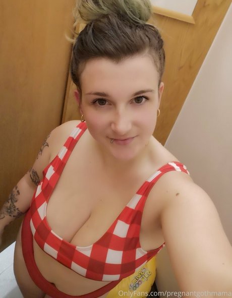 Pregnantmamamsalicefury