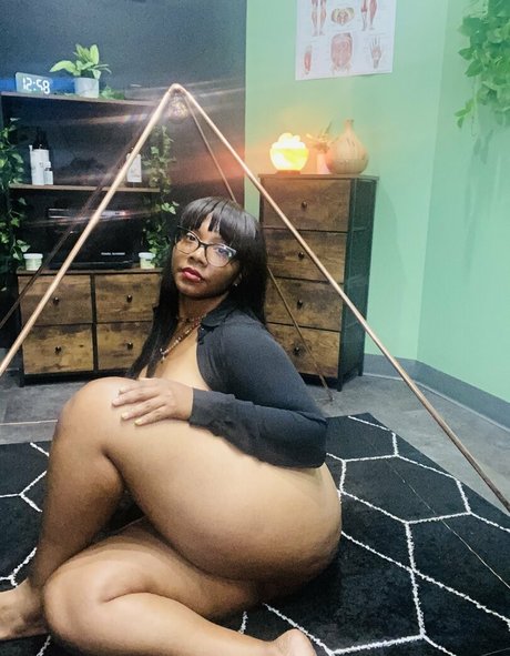 Foto di nudo di fuga di OnlyFans di Fearlessaura
