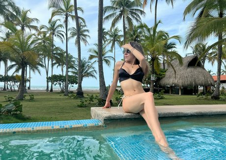 Foto di nudo di fuga di OnlyFans di Sofiarodriguezofficial
