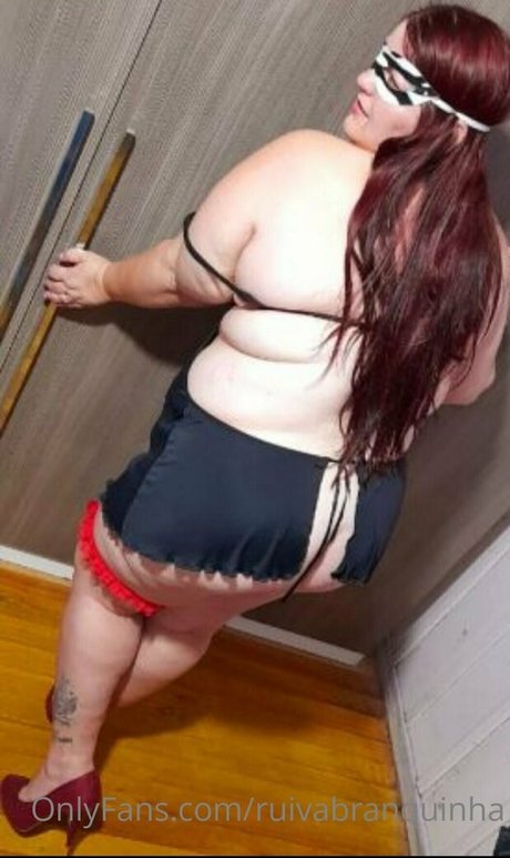 Foto di nudo di fuga di OnlyFans di Ruivabranquinha
