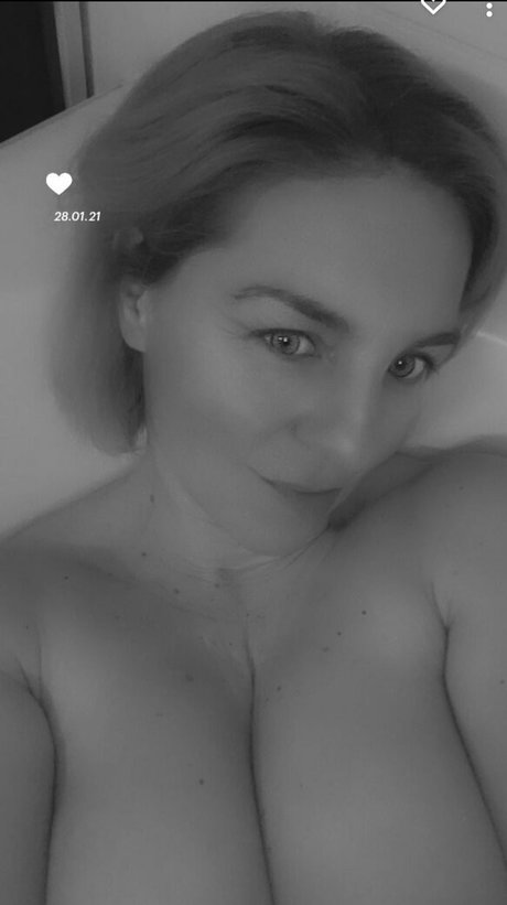 Foto di nudo di fuga di OnlyFans di Frauleinschmittfree