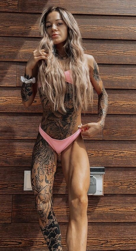 Foto di nudo di fuga di OnlyFans di Athena Barnes