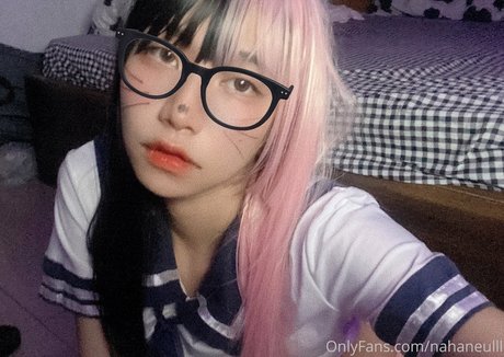 Foto di nudo di fuga di OnlyFans di Nahaneulll