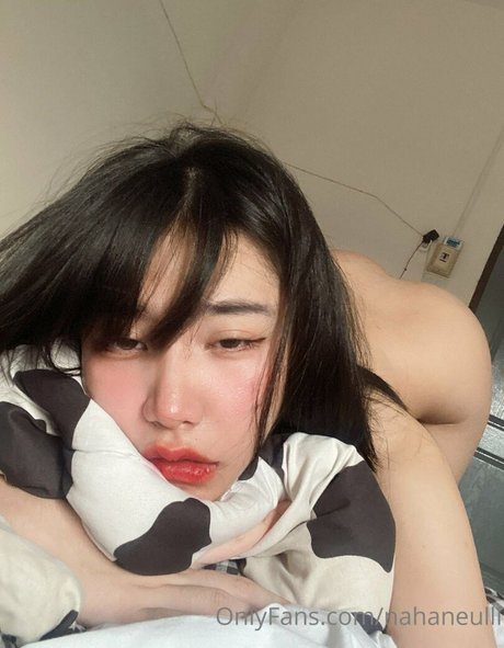 Foto di nudo di fuga di OnlyFans di Nahaneulll