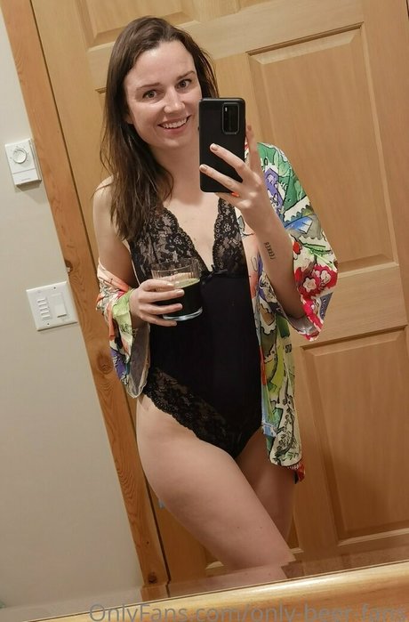Foto di nudo di fuga di OnlyFans di Onlybeerfans
