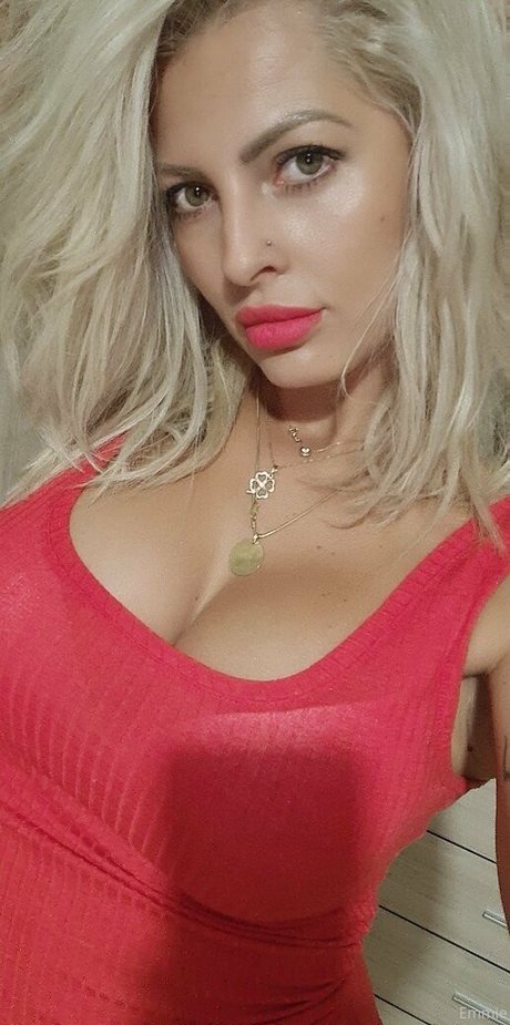 Foto di nudo di fuga di OnlyFans di Emmiesix