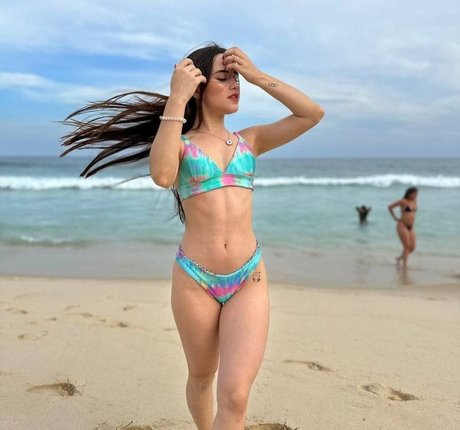 Foto di nudo di fuga di OnlyFans di Leticia Pedro