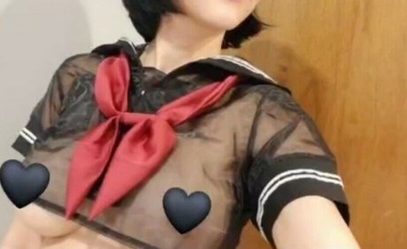 Foto di nudo di fuga di OnlyFans di Yukivalentine