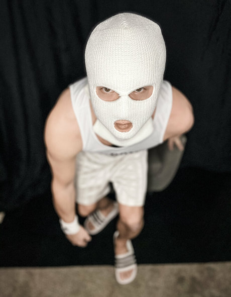 Foto di nudo di fuga di OnlyFans di Ofbangs