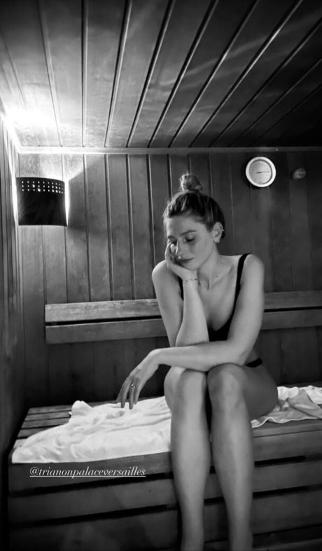 Foto di nudo di fuga di OnlyFans di Marine Dauchez