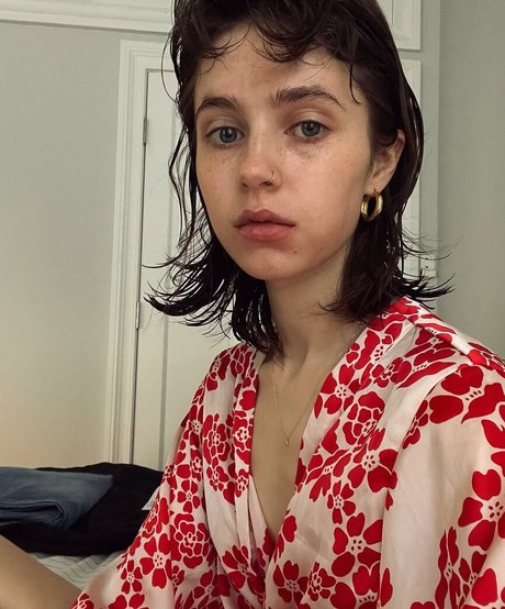 Foto di nudo di fuga di OnlyFans di Clairo