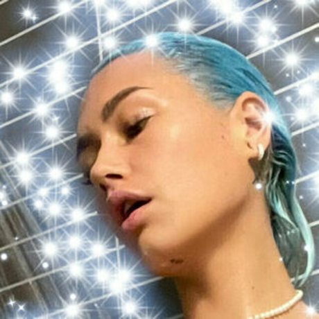 Foto di nudo di fuga di OnlyFans di Adultekra