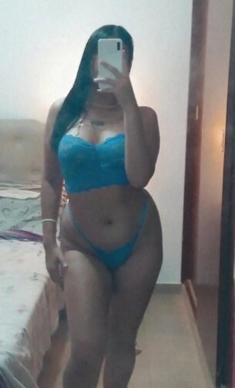 Foto di nudo di fuga di OnlyFans di Luzfronzak
