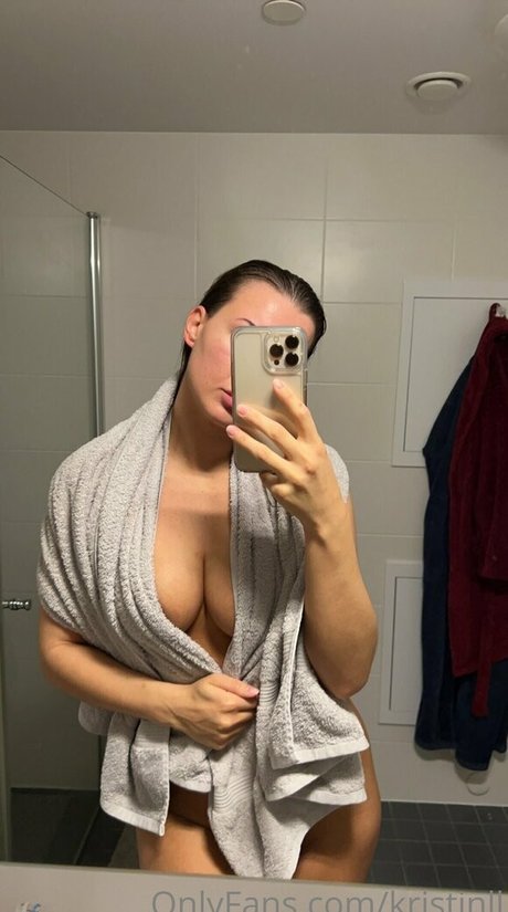 Foto di nudo di fuga di OnlyFans di Kristinll