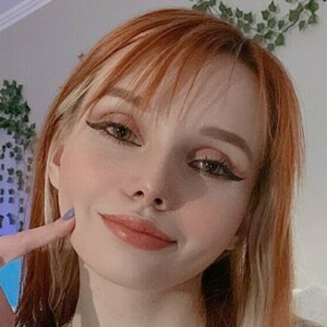 Foto di nudo di fuga di OnlyFans di Smorodinova