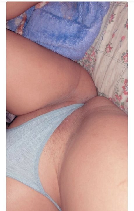 Foto di nudo di fuga di OnlyFans di Nayra Kallinne