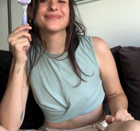 Foto di nudo di fuga di OnlyFans di Martresequis