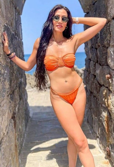 Maltese Girls