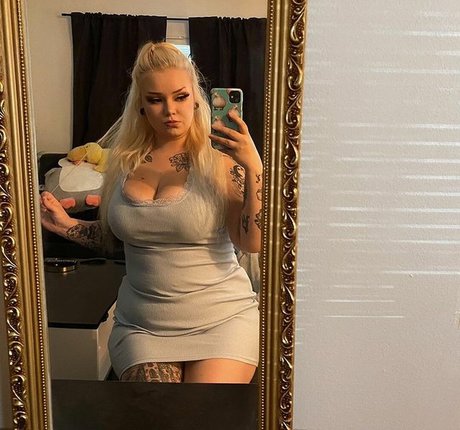 Foto di nudo di fuga di OnlyFans di Caraharriet