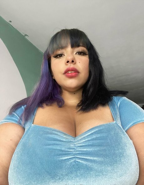 Foto di nudo di fuga di OnlyFans di Lunagfe