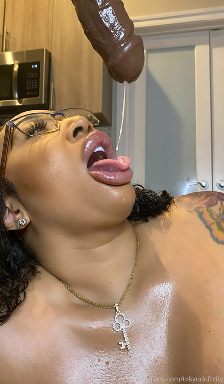 Foto di nudo di fuga di OnlyFans di Tokyodriftcity