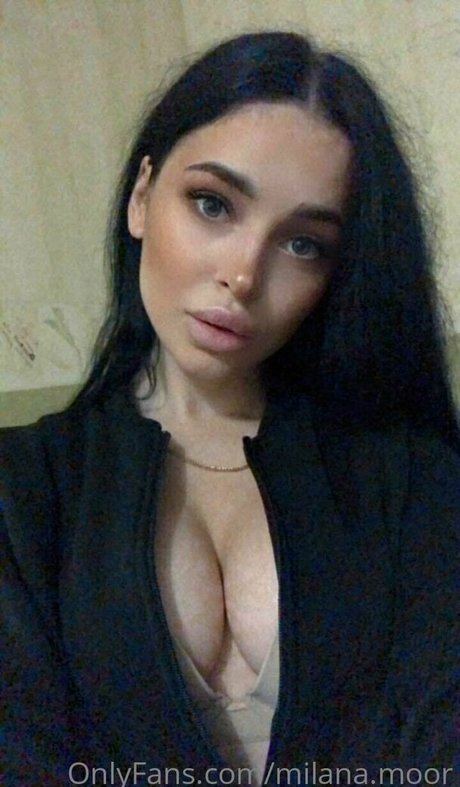 Foto di nudo di fuga di OnlyFans di Milanamoor