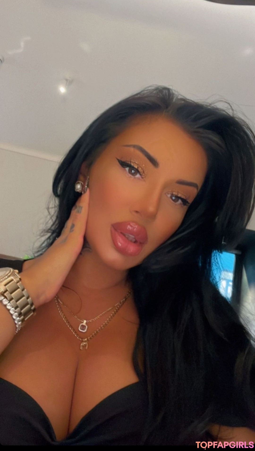 Foto di nudo di fuga di OnlyFans di Kristina Karieva #1011