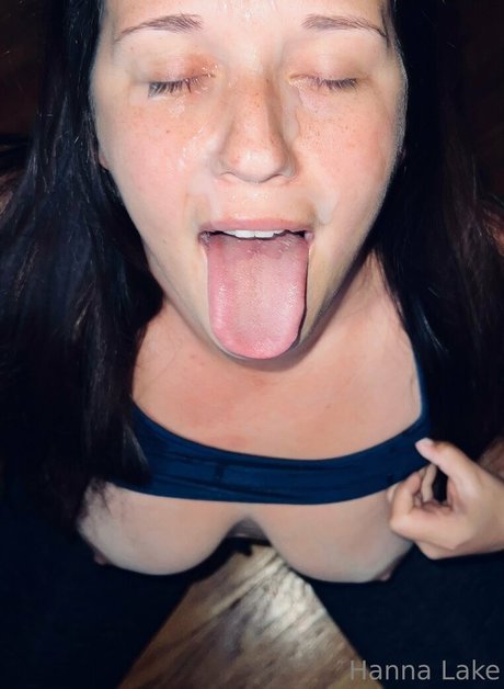 Foto di nudo di fuga di OnlyFans di Hanna Lake